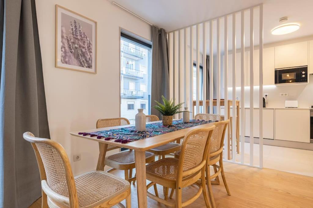 Campolide Lovely 2 Bedroom By Innkeeper Lisboa Eksteriør billede