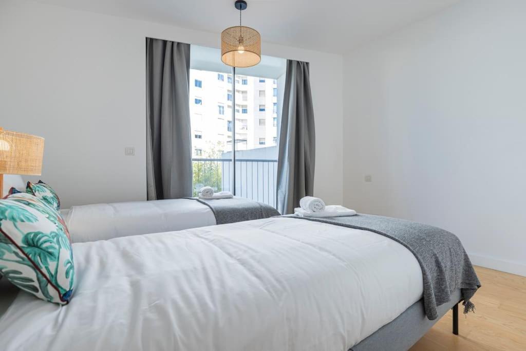 Campolide Lovely 2 Bedroom By Innkeeper Lisboa Eksteriør billede
