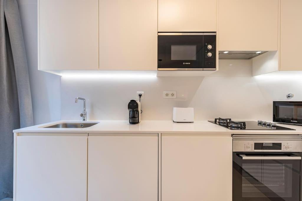 Campolide Lovely 2 Bedroom By Innkeeper Lisboa Eksteriør billede